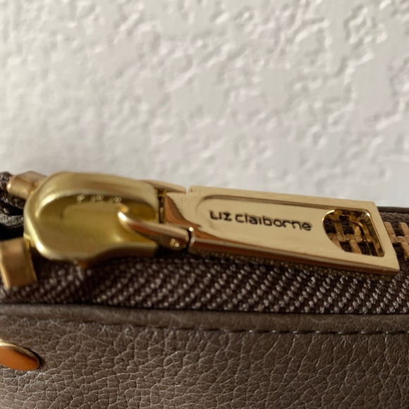 Liz Claiborne Taupe/Brown Leather Wallet Bag Clutch Purse Insert Organizer - Picture 6 of 16